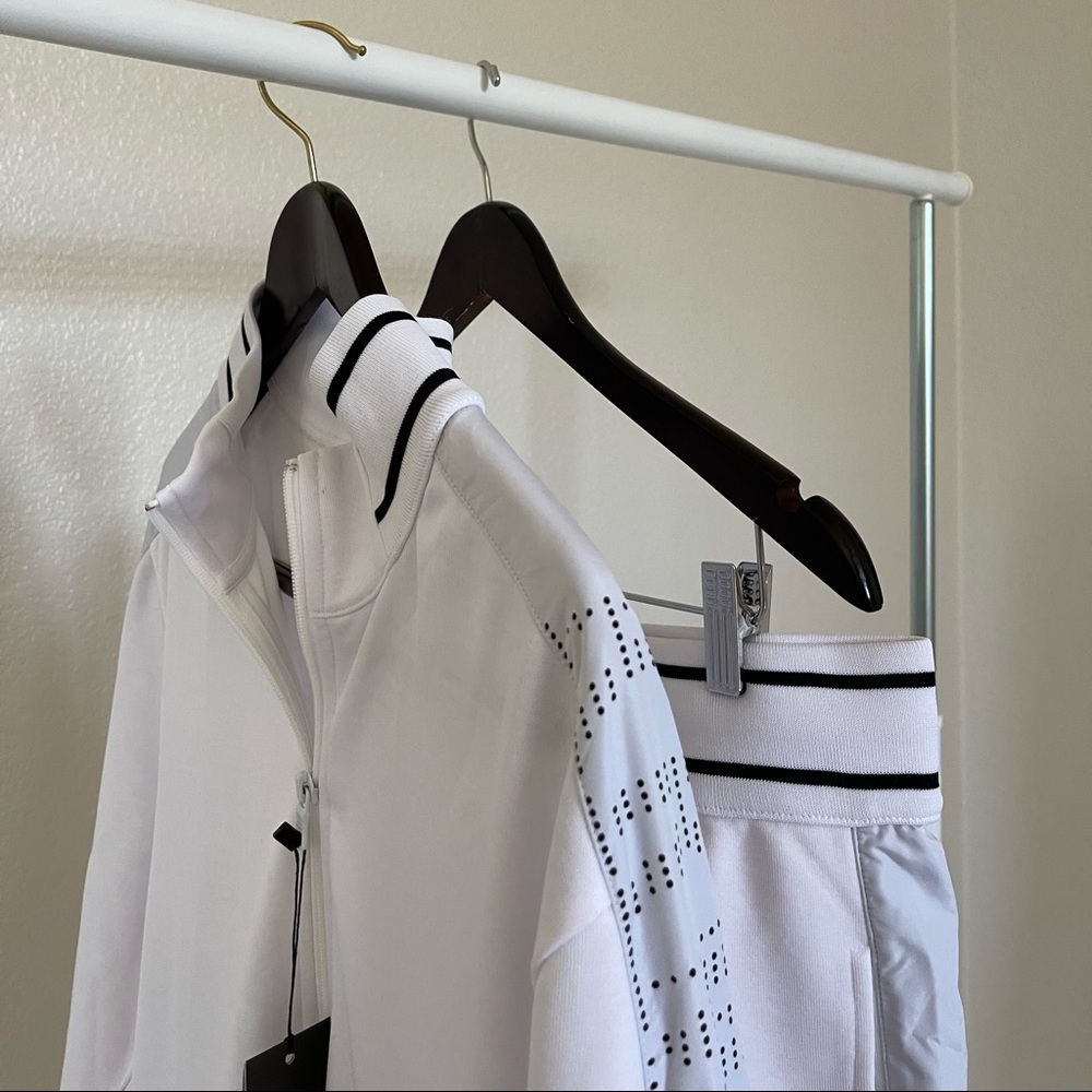 Armani’s Men’s sweat suit zip-up hoodie and sweatpants designer street wear